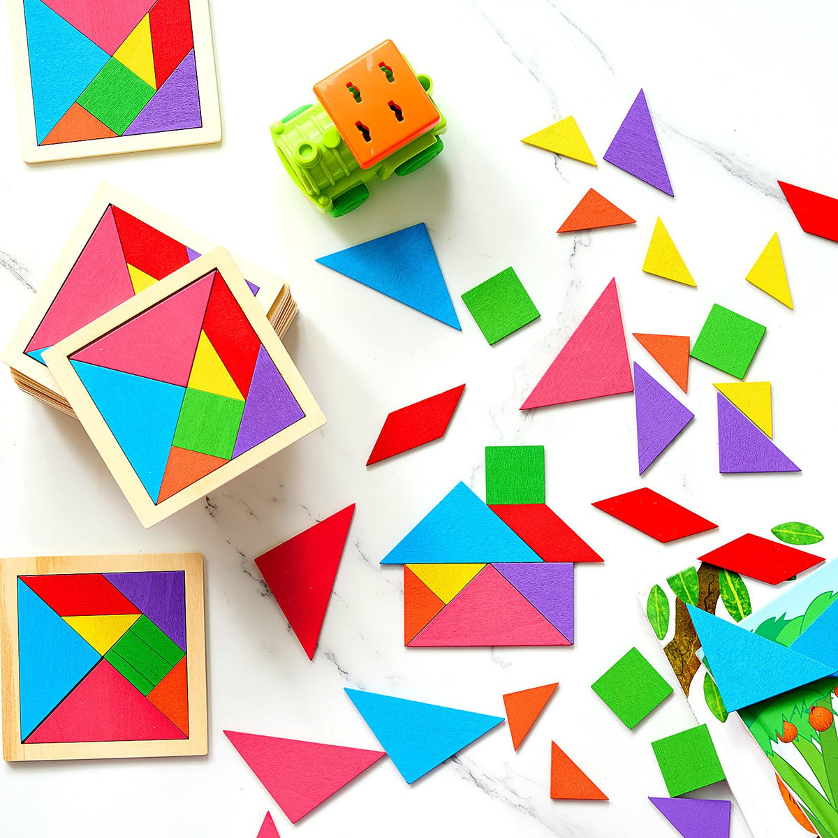 Soulchen Wooden Tangram Puzzle Set